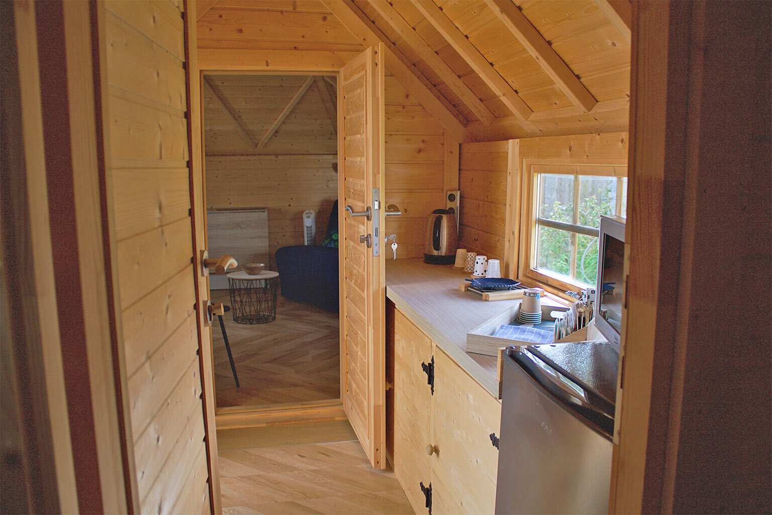 Hébergement de camping 2 étoiles insolite en Vendée : Le KOTA FINLANDAIS